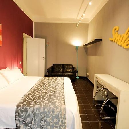 Lovely 2 Bedroom Apartment-6 Pax By Yourhost Róma Kültér fotó
