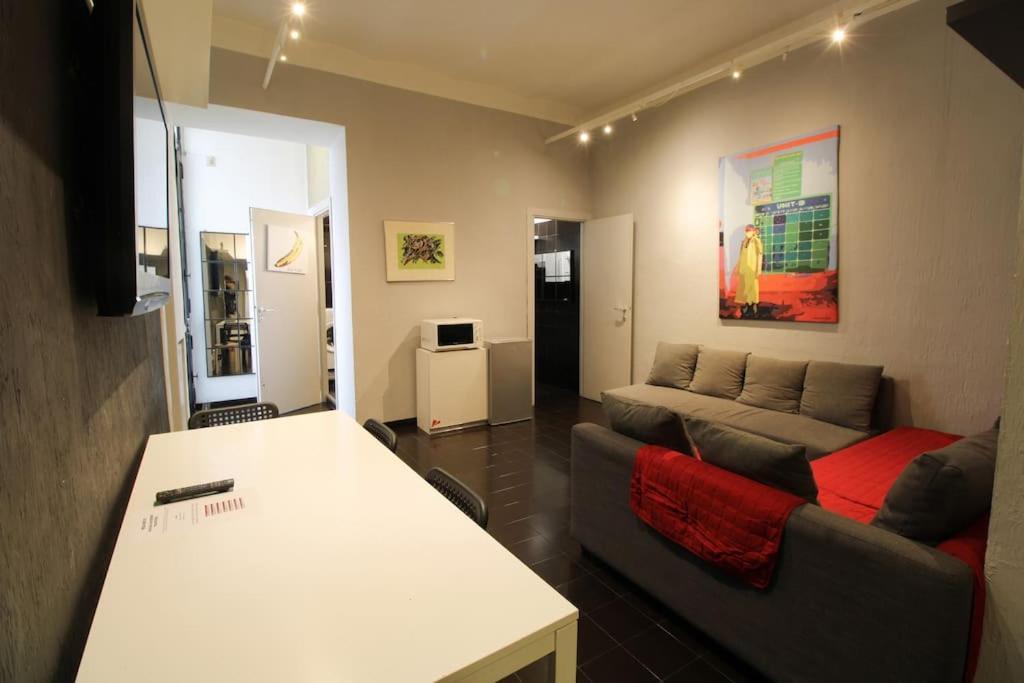 Lovely 2 Bedroom Apartment-6 Pax By Yourhost Róma Kültér fotó